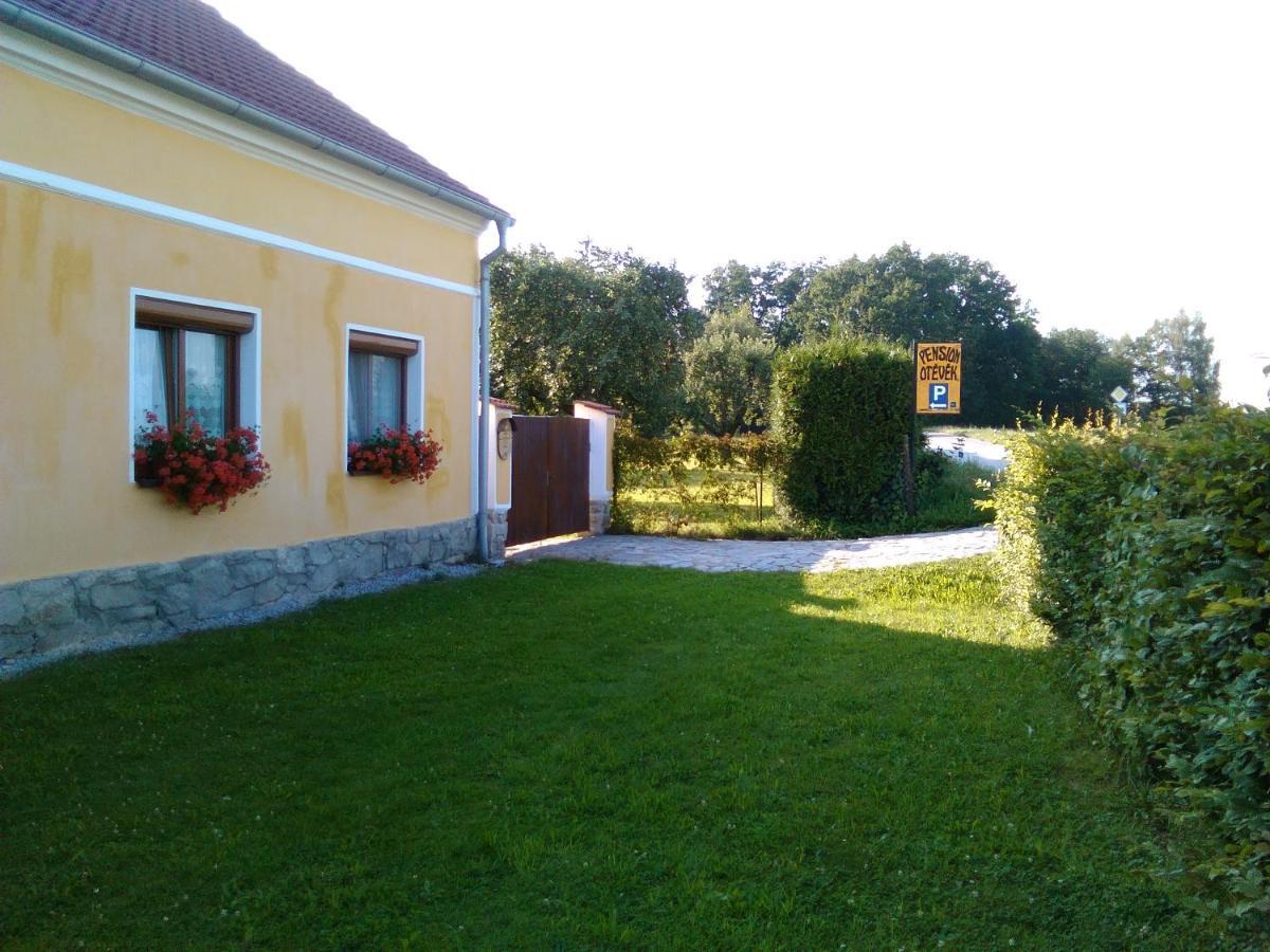 Pension Otevek Trhové Sviny Exterior photo